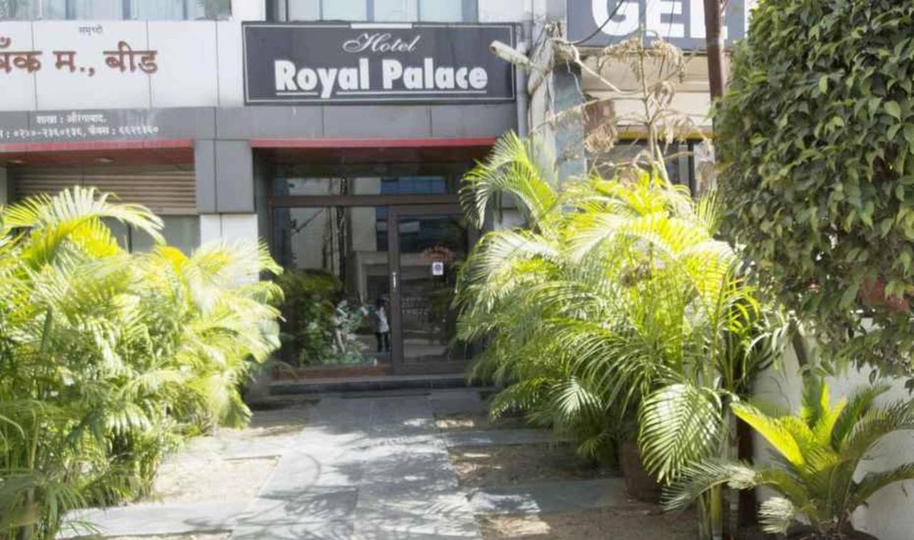 Hotel Royal Palace Aurangabad  Exteriör bild