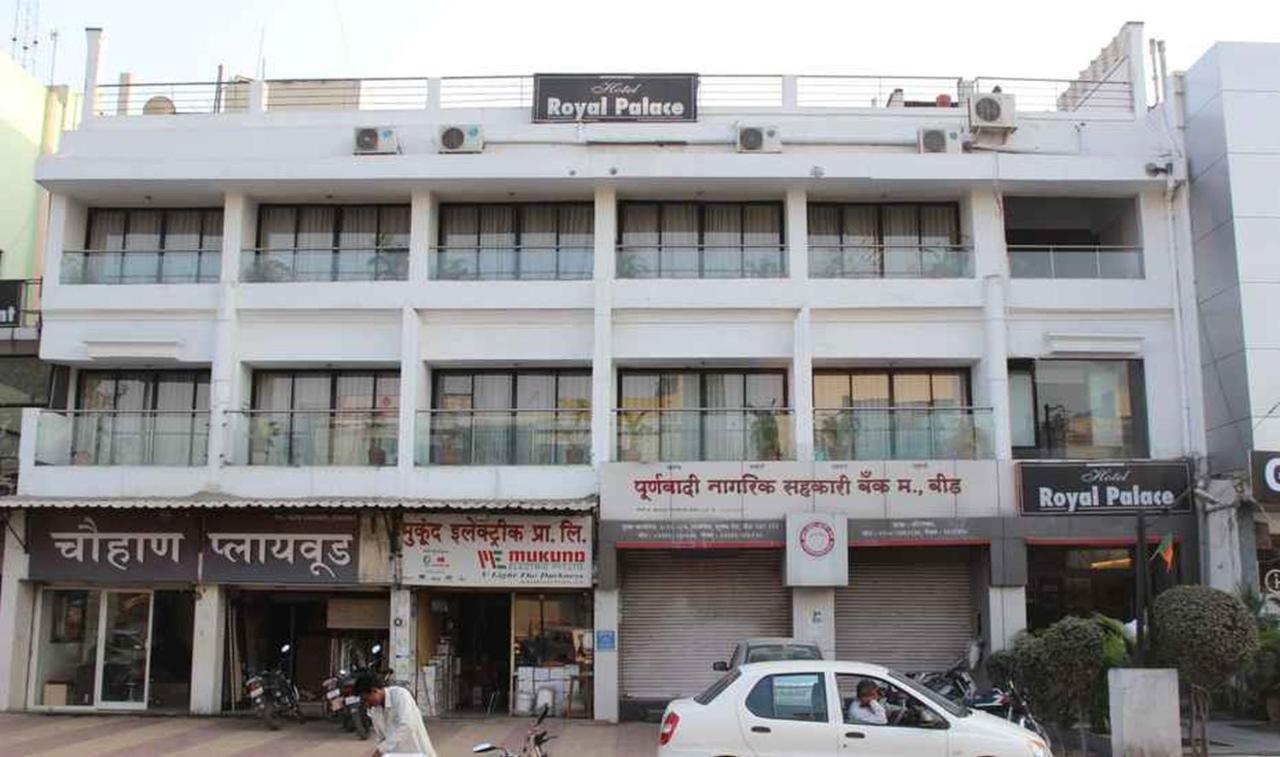 Hotel Royal Palace Aurangabad  Exteriör bild